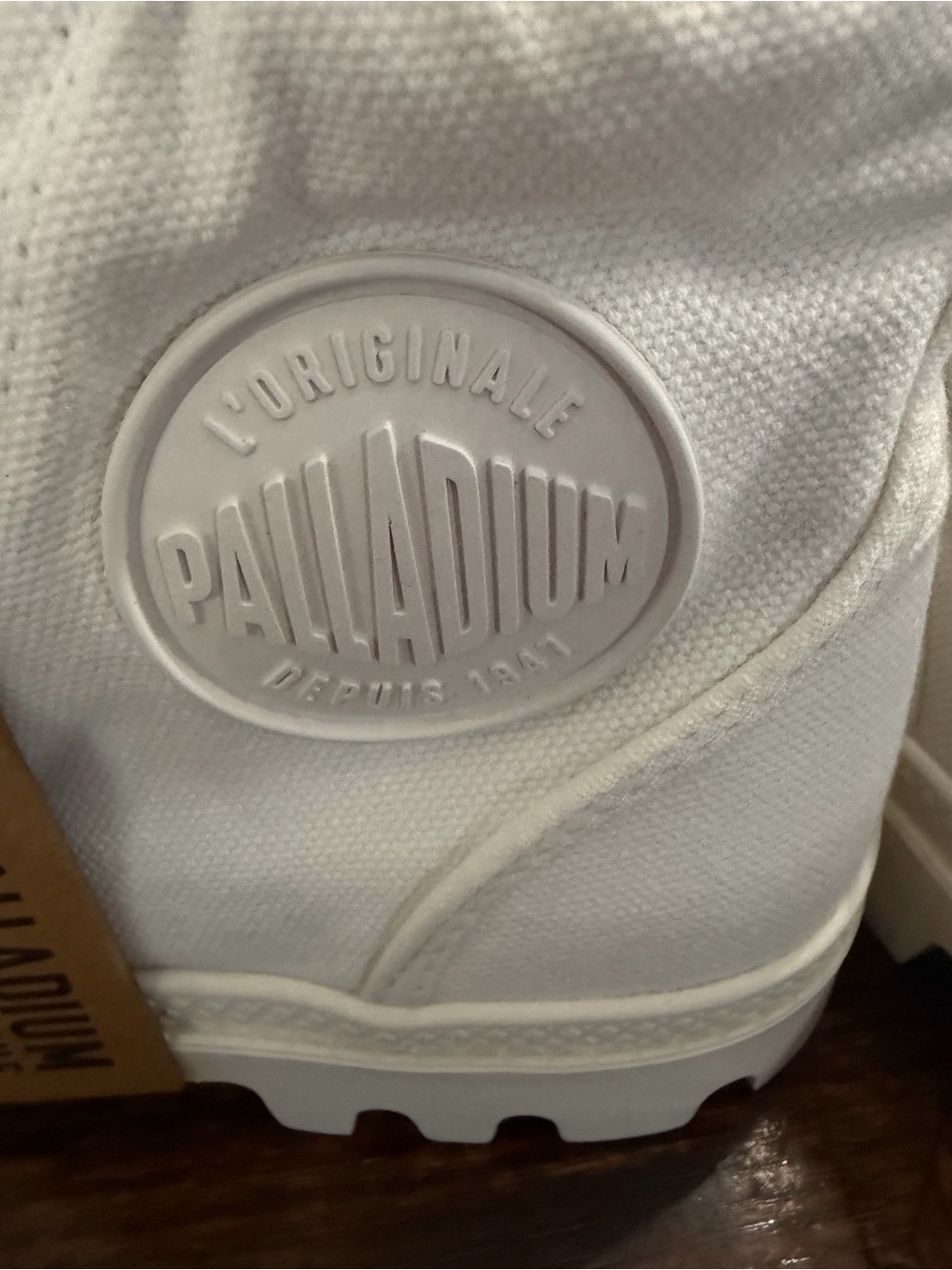 NIB Women’s Palladium Pampa Hi White Canvas Lug Sole Chunky Sneaker Sz 6.5 - Picture 8 of 12
